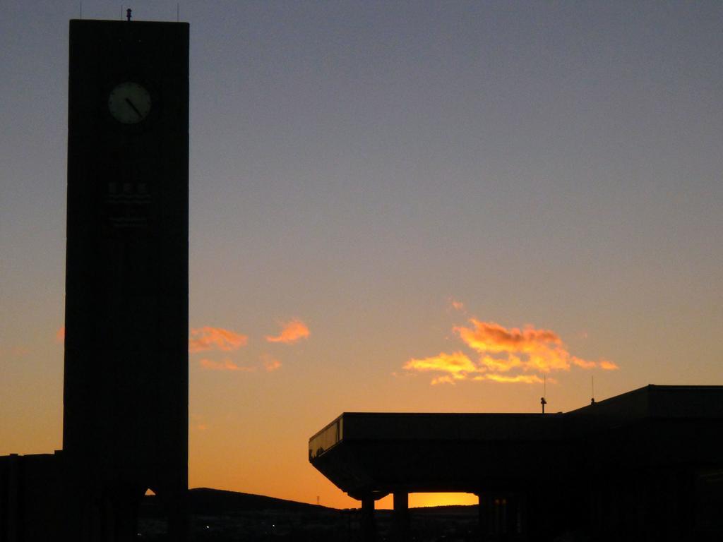 Memorial University セントジョンズ エクステリア 写真