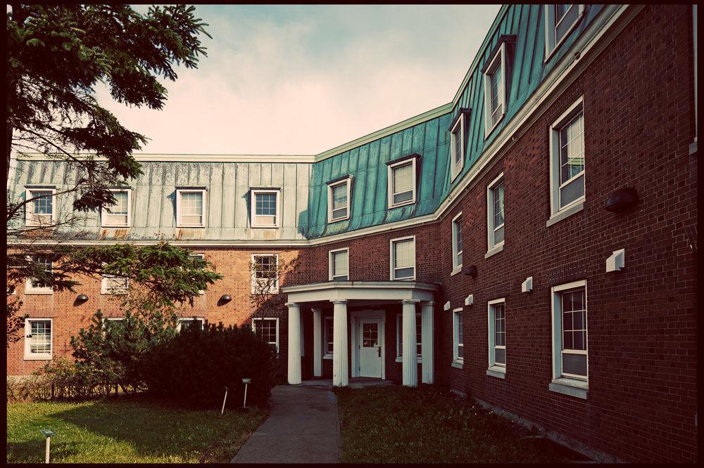 Memorial University セントジョンズ エクステリア 写真