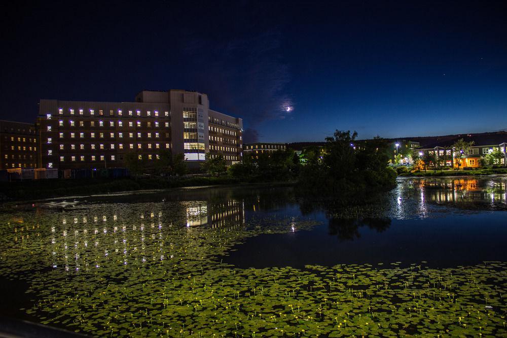 Memorial University セントジョンズ エクステリア 写真